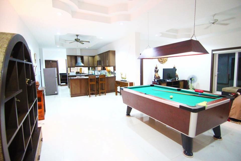 Gram House Huahin Pool Villa