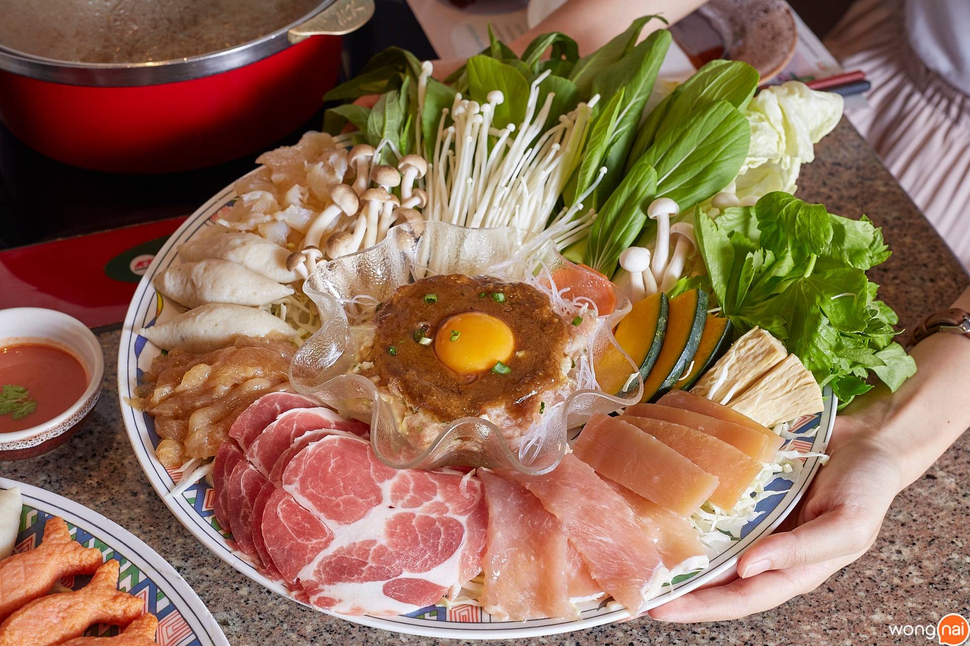 ชุดตอกไข่วาไรตี ของร้าน MK Restaurants