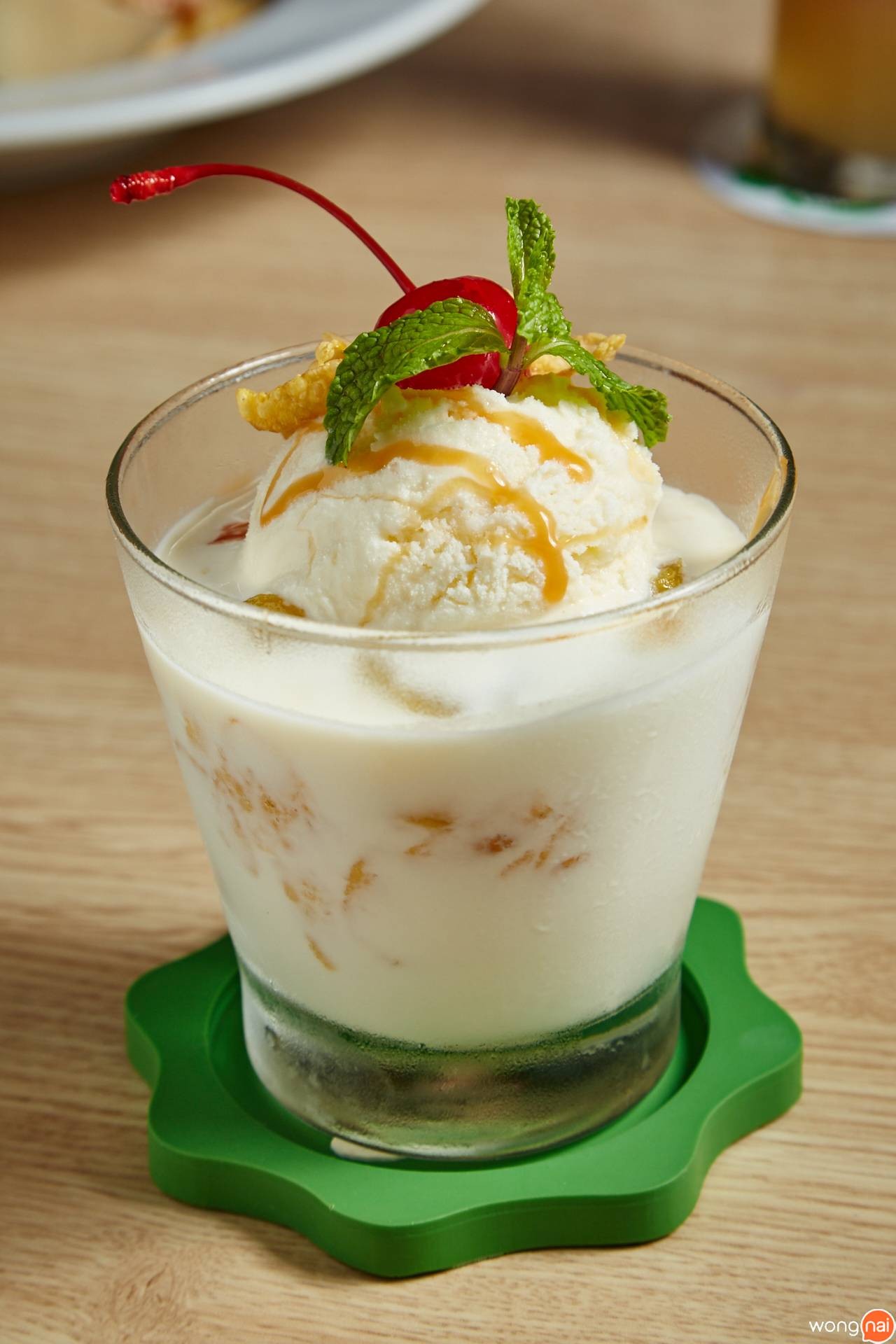 พาร์เฟต์กล้วยไข่เชื่อม ของร้าน TheTerrace