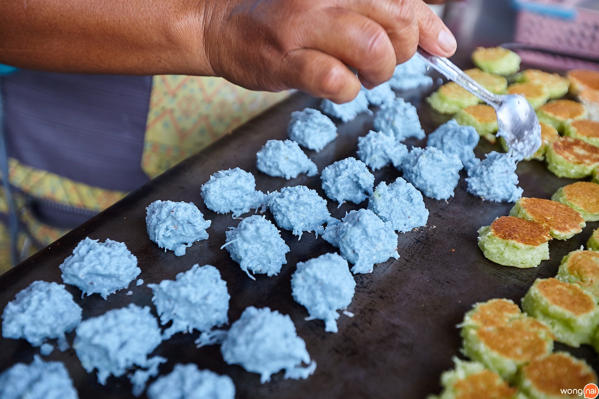 ขนมรถเข็นข้างคลัง ตำนานร้านเก่าโคราช
