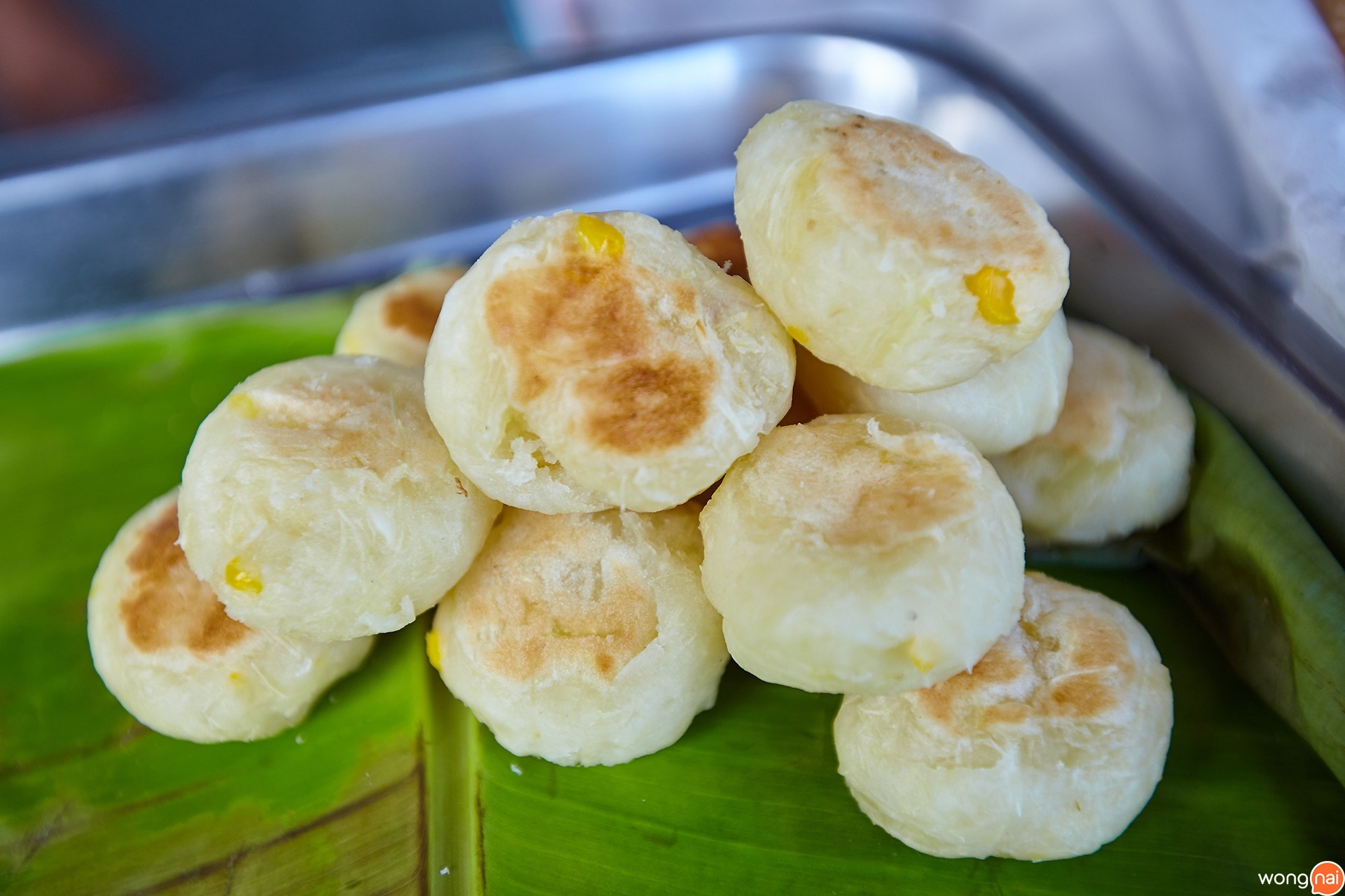 ขนมรถเข็นข้างคลัง ตำนานร้านเก่าโคราช