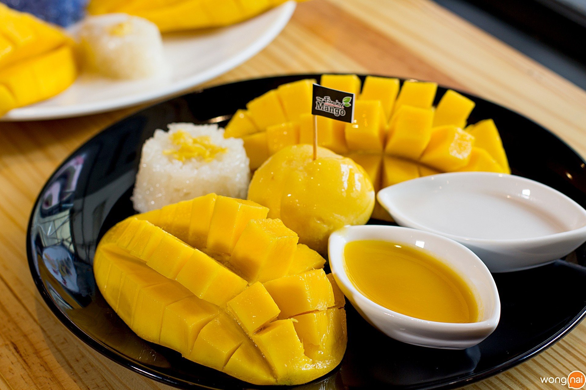 The signature Mango sticky rice ร้าน The Funky Mango หาดใหญ่