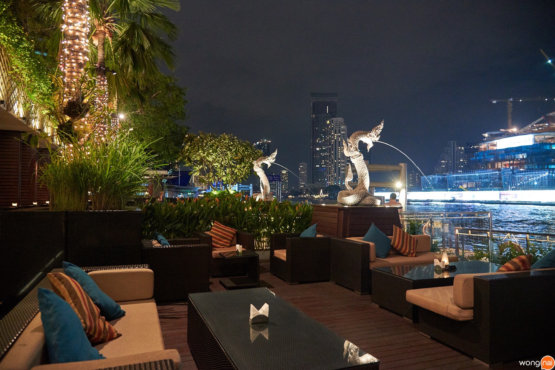 บรรยากาศริมน้ำ