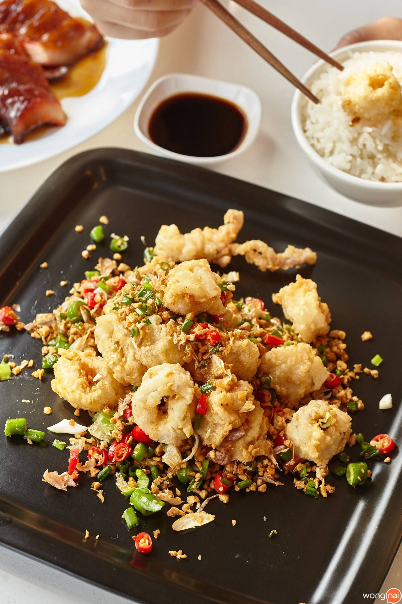 ปลาหมึกพริกเกลือ ร้าน Puilin Hongkong Food Style