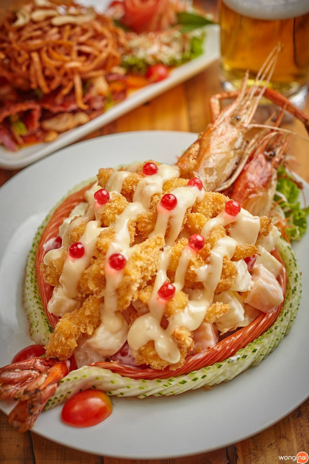 เมนู “กุ้งแม่น้ำทอดครีมสลัด” ของร้าน "The Garret Grill Bar & Restaurant"