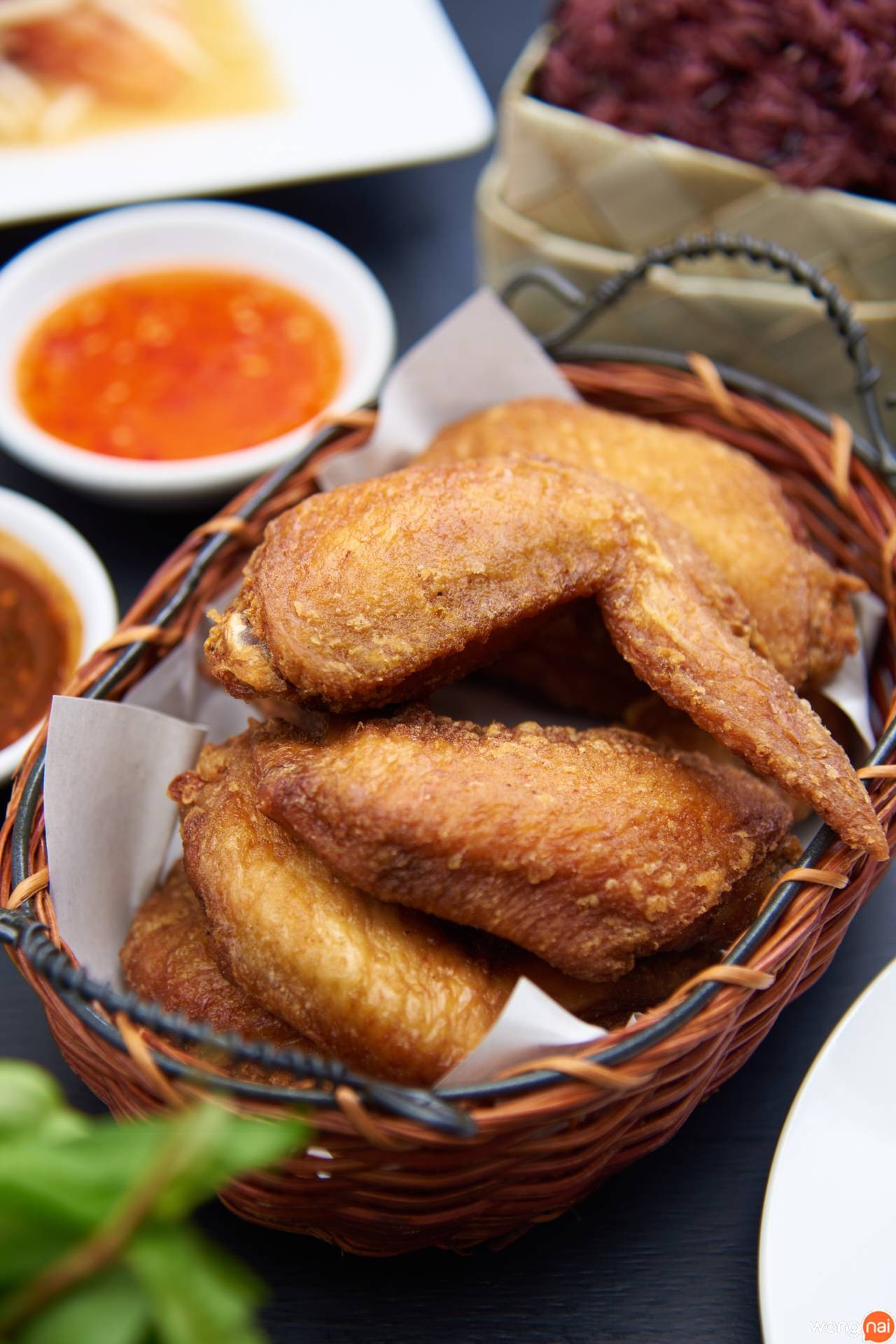 ปีกไก่ทอด บ้านส้มตำ