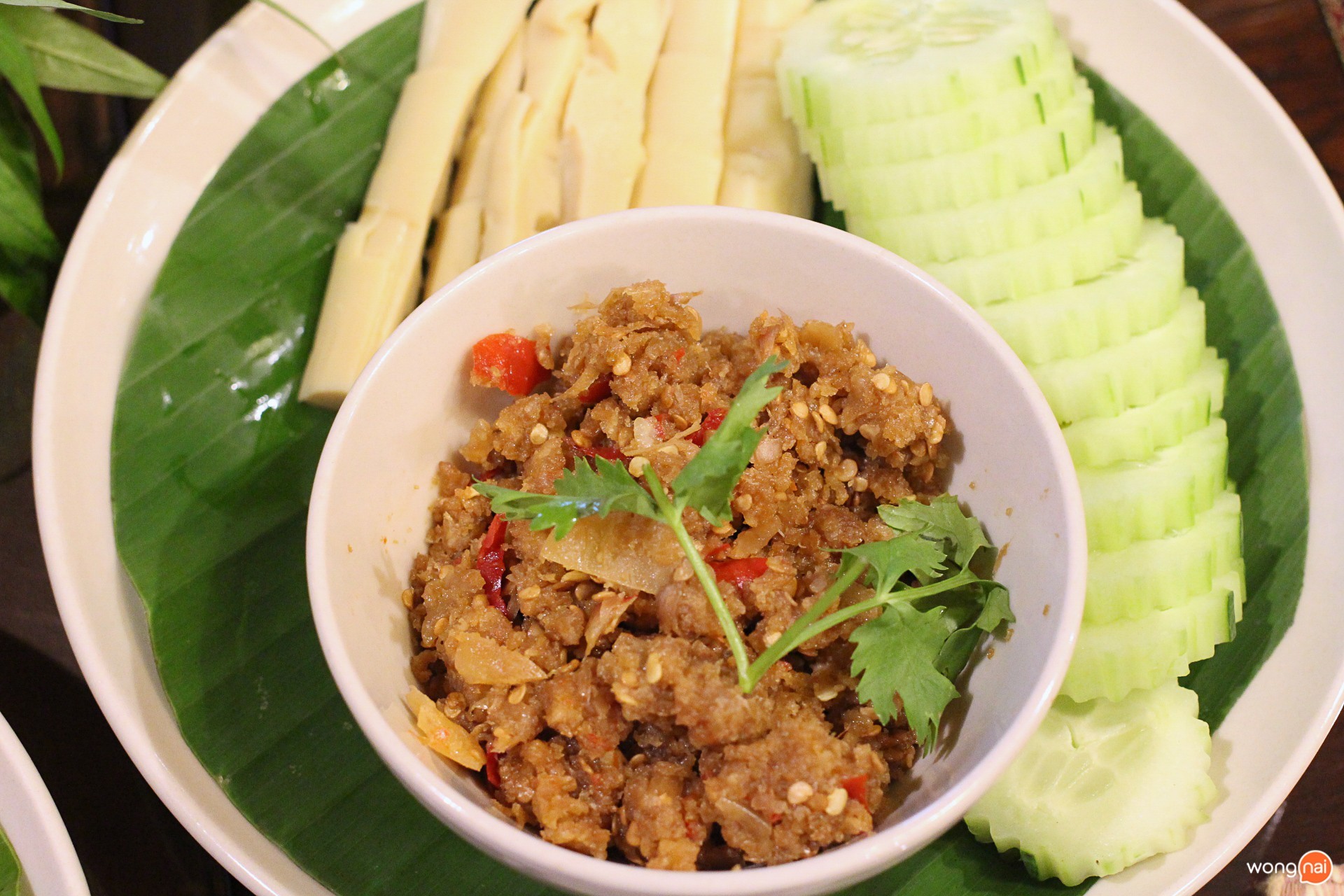 เอื้องคำสาย