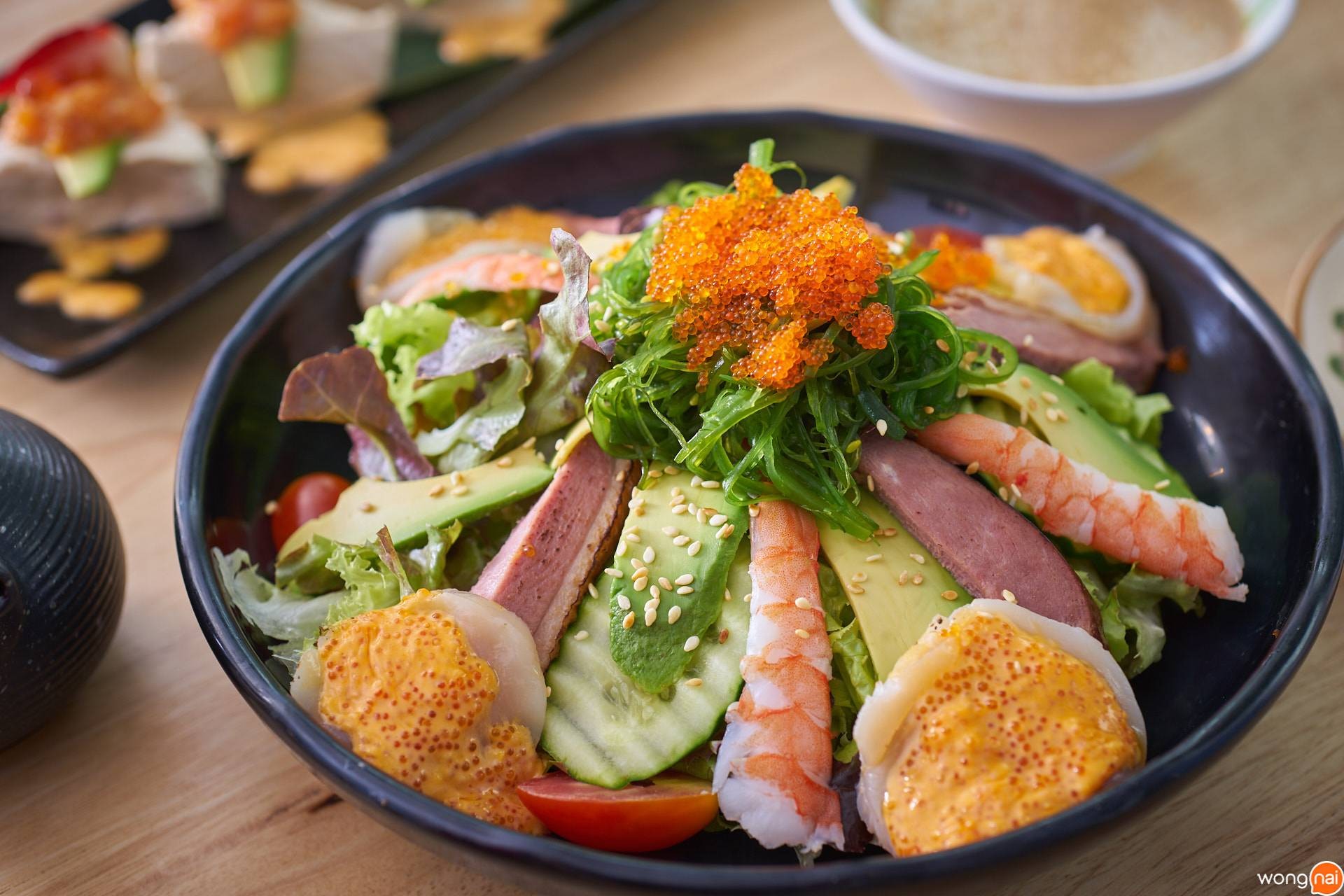 เมนู “อะโวคาโดสลัด” ของร้าน “Tencho”