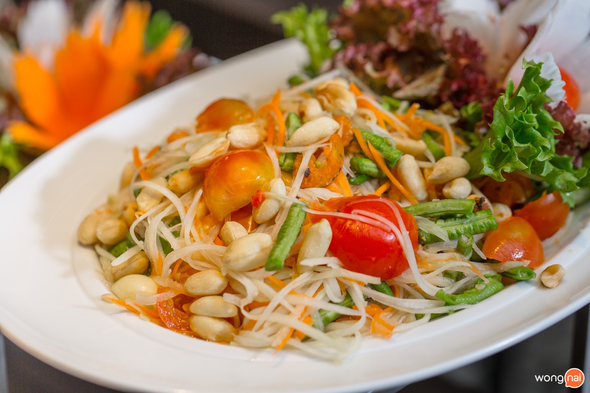 บุฟเฟ่ต์อาหารไทย ห้องอาหาร Eat at Rincome โรงแรม U Nimman