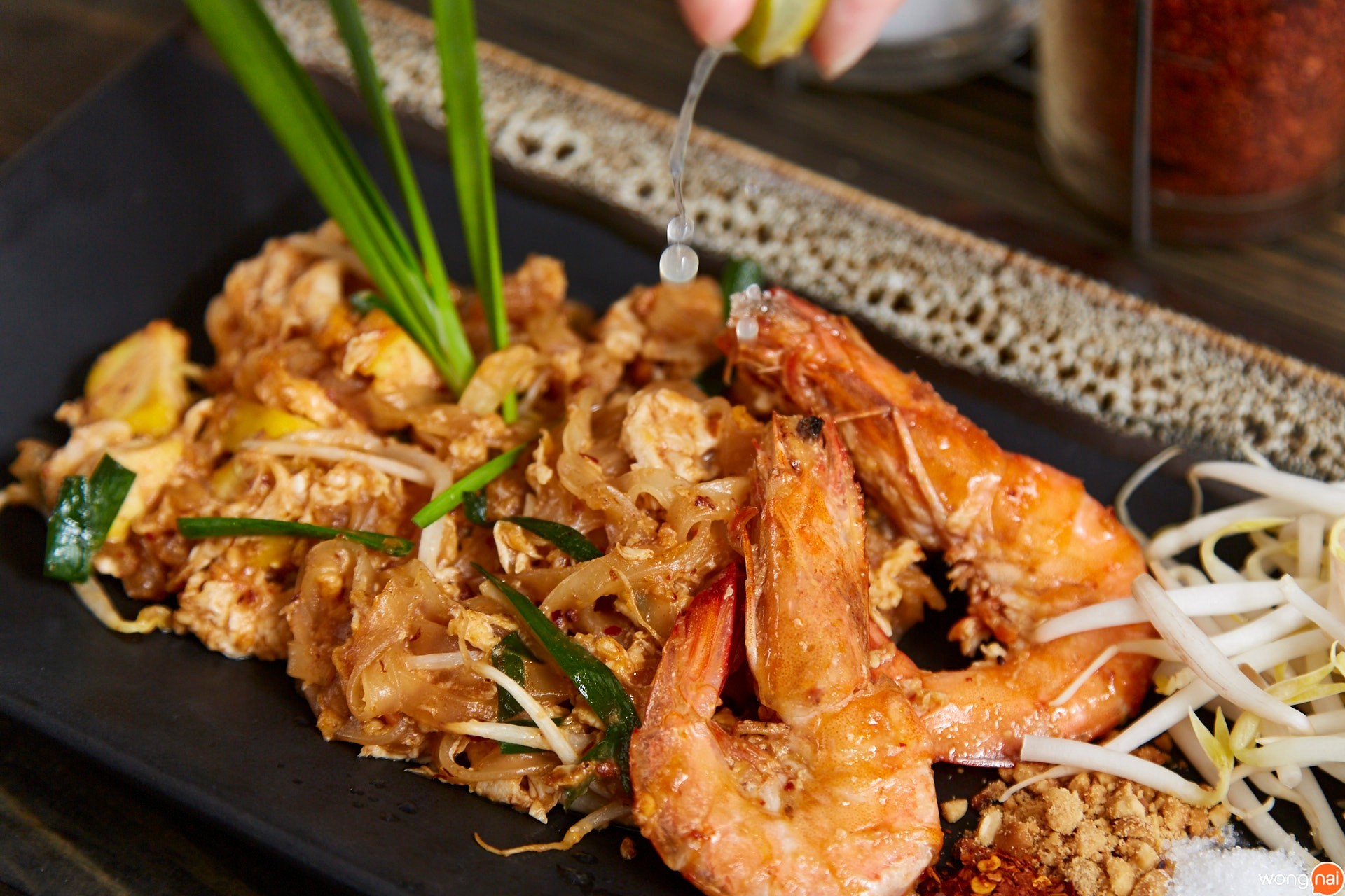 ผัดสยามชาววังกุ้ง
