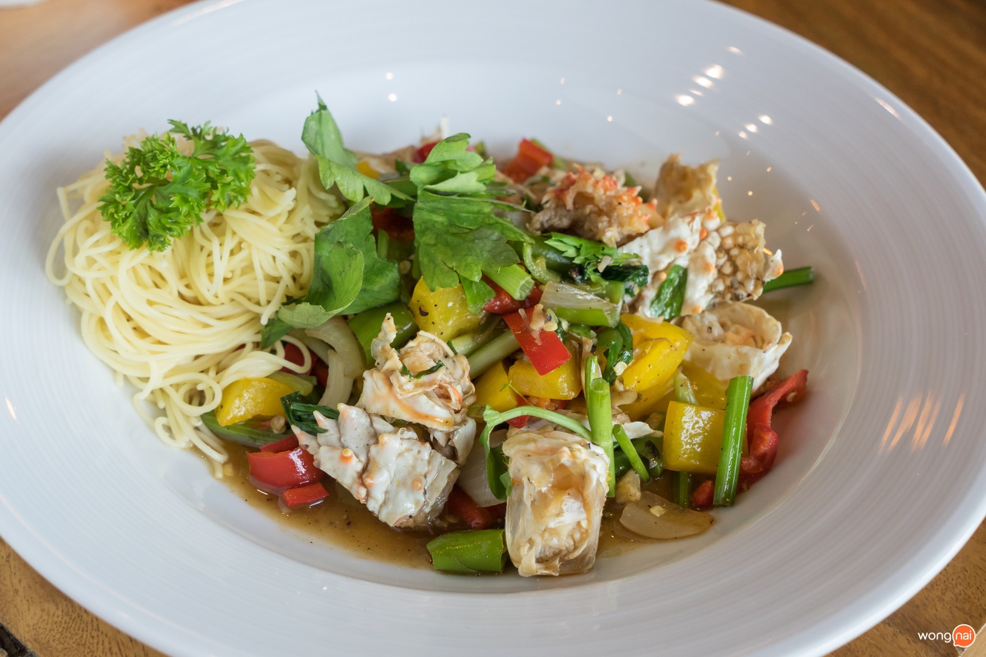 เมนู พาสต้าผัดปูอลาสก้าพริกไทยดำ ร้าน 9 Pints The Gastro House นครสวรรค์