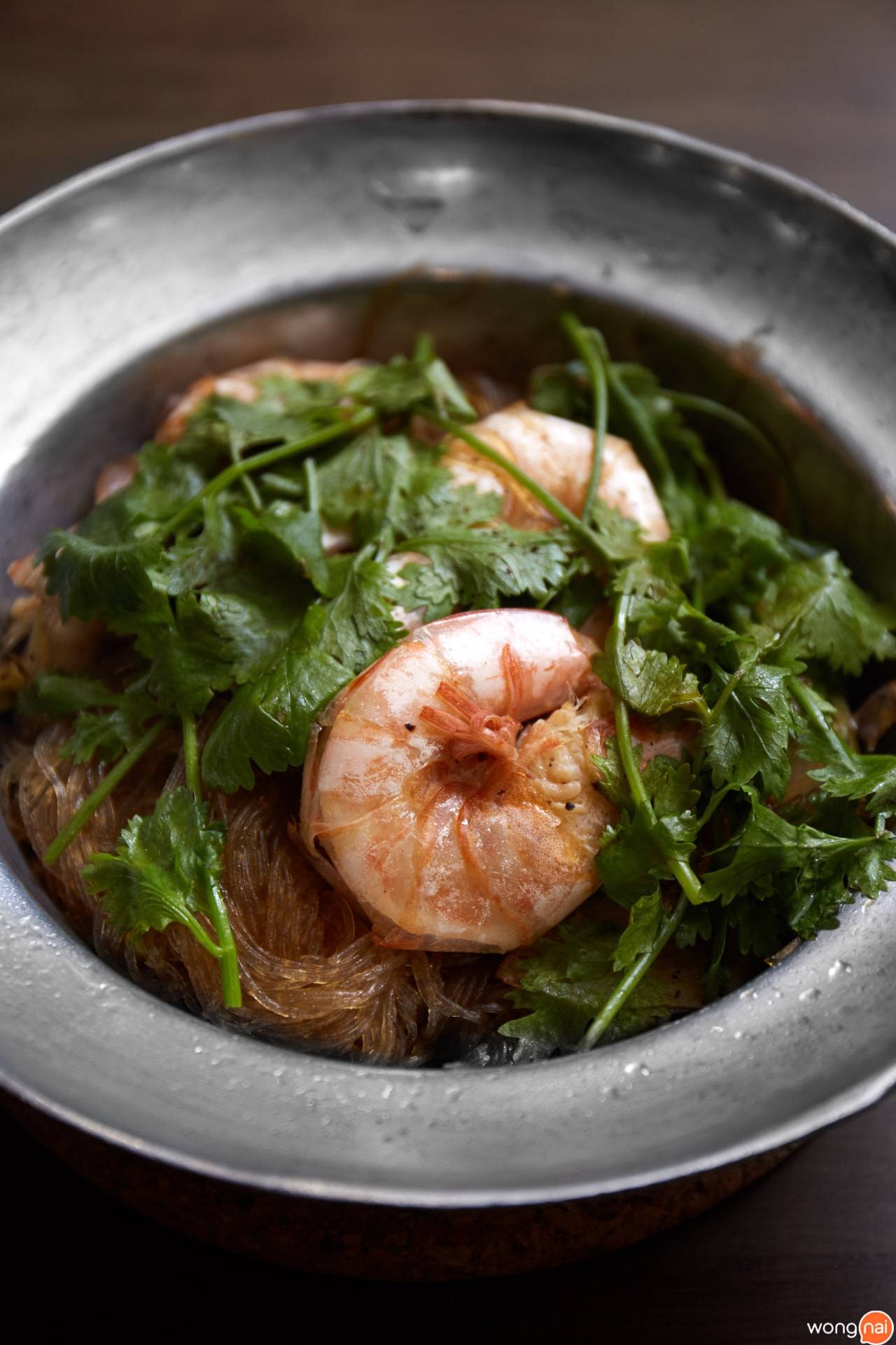เมนู “กุ้งแชบ๊วยอบวุ้นเส้น” ของร้าน “Fù SEAFOOD”