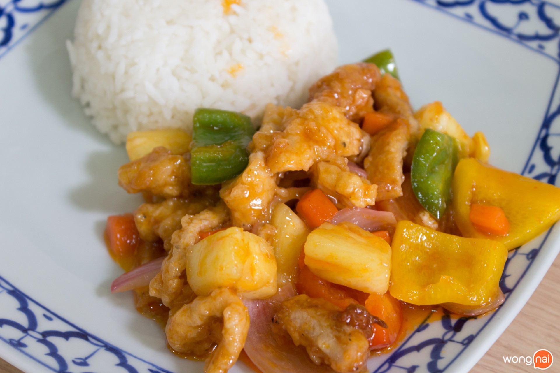 ผัดเปรี้ยวหวาน