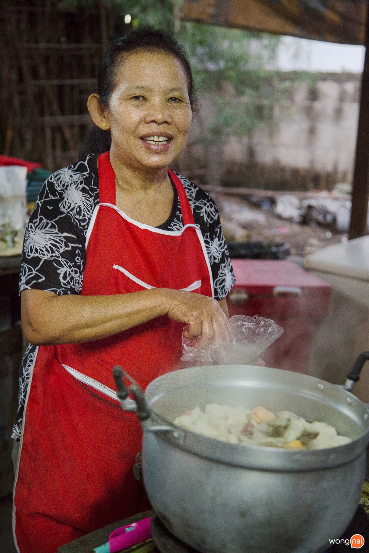 บรรยากาศร้านลาบลุงน้อย by ตี๋หลังมอ