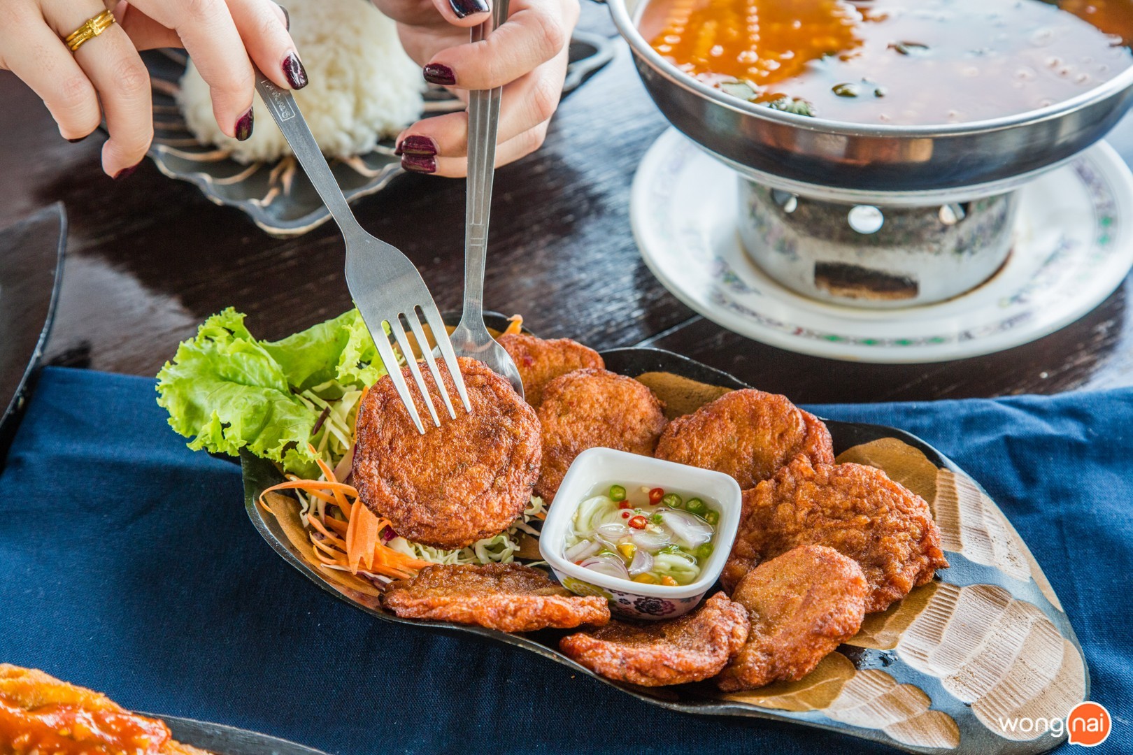 เมนู ทอดมันปลาอินทรีย์ ร้าน ปรานนที ซีฟู้ด ปราณบุรี