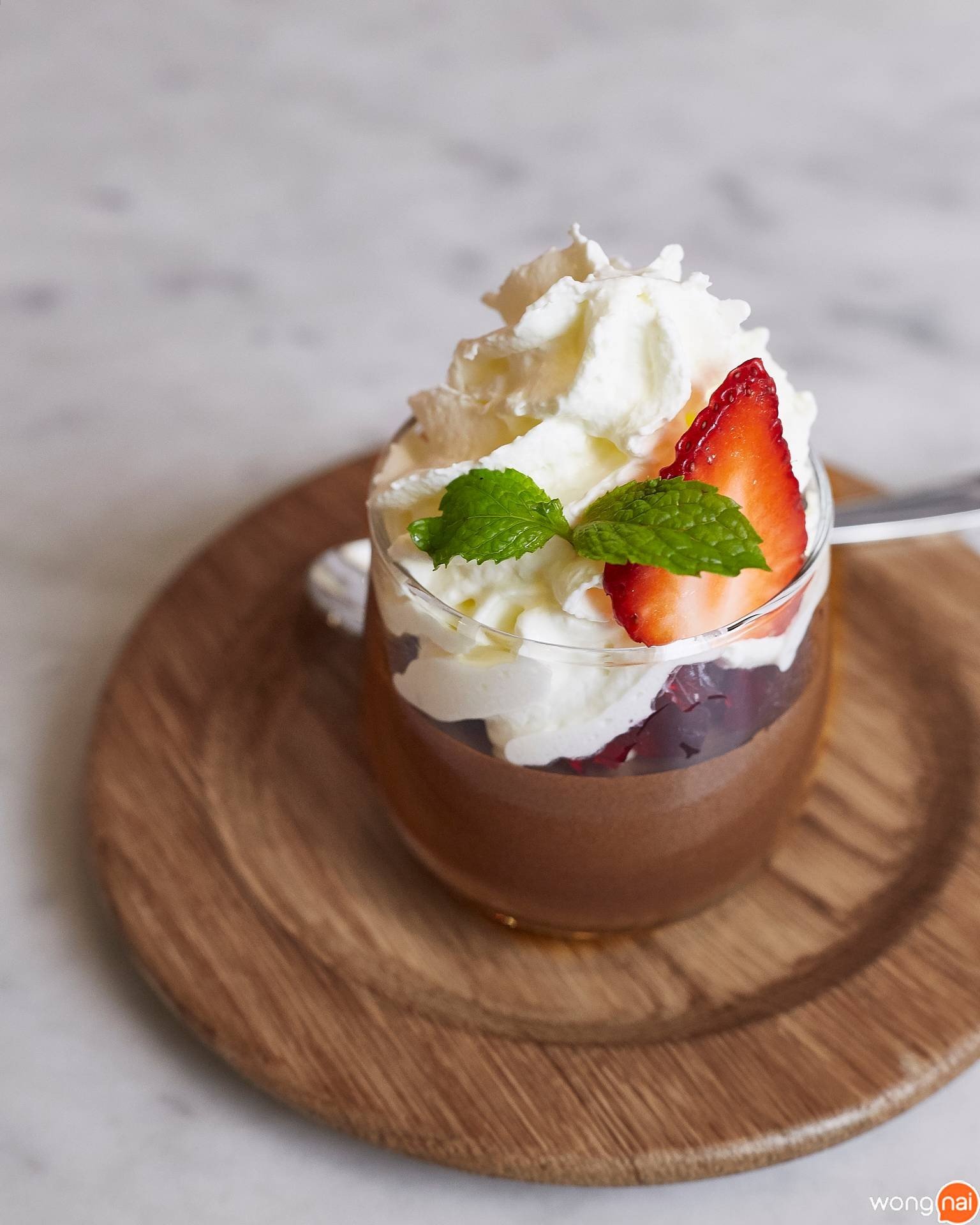 Chocolate Mousse ของร้าน On the Table, Tokyo Cafe