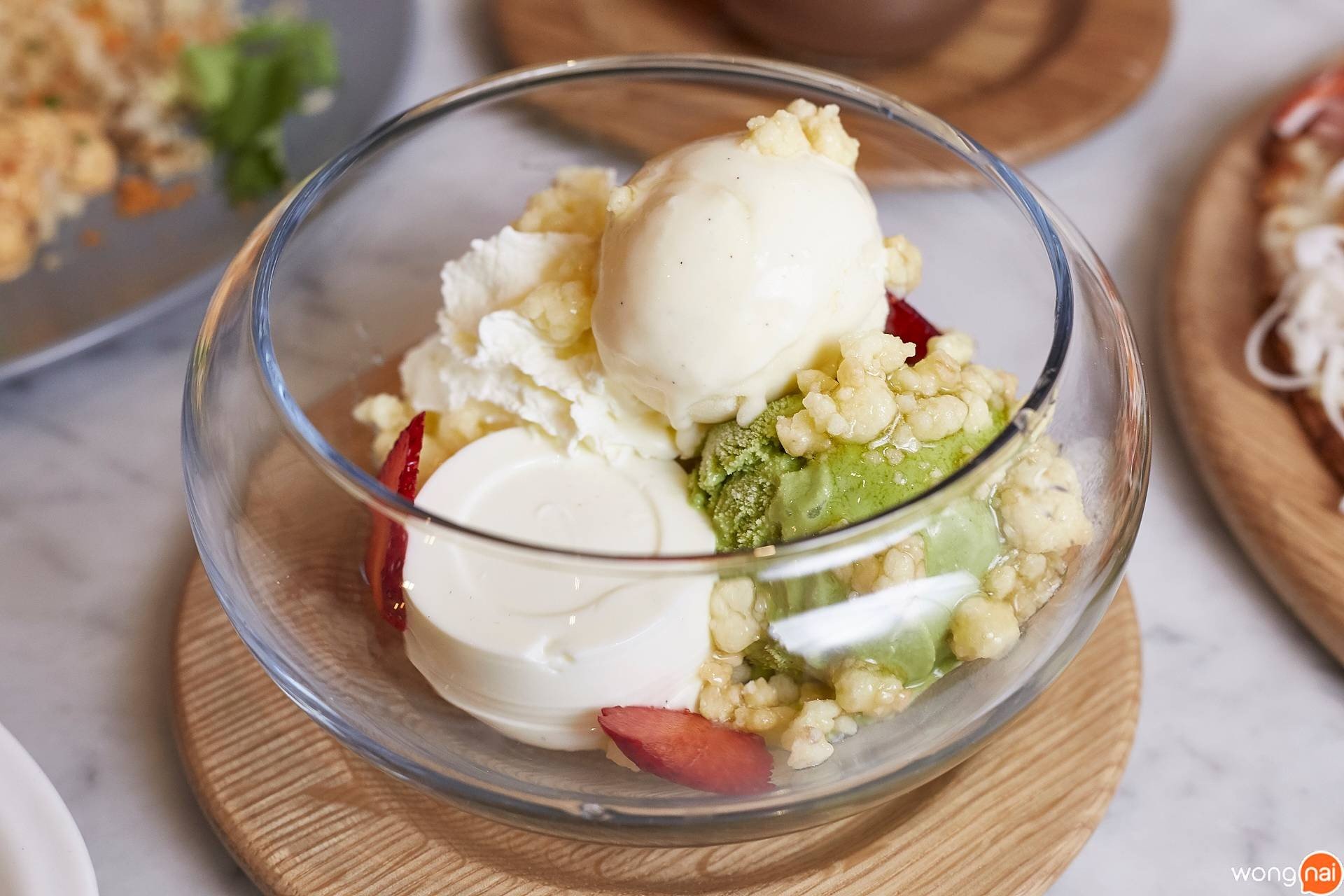 Green Tea Panacotta Parfait ของร้าน On the Table, Tokyo Cafe