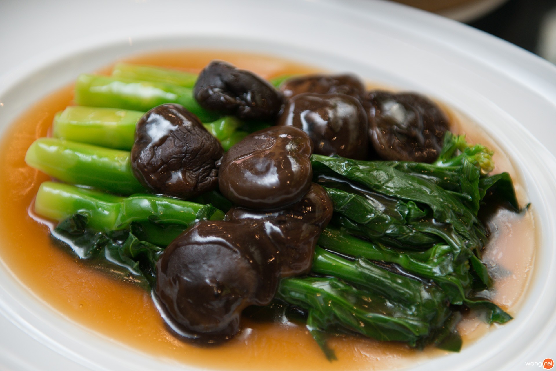คะน้าเห็ดหอมน้ำมันหอย