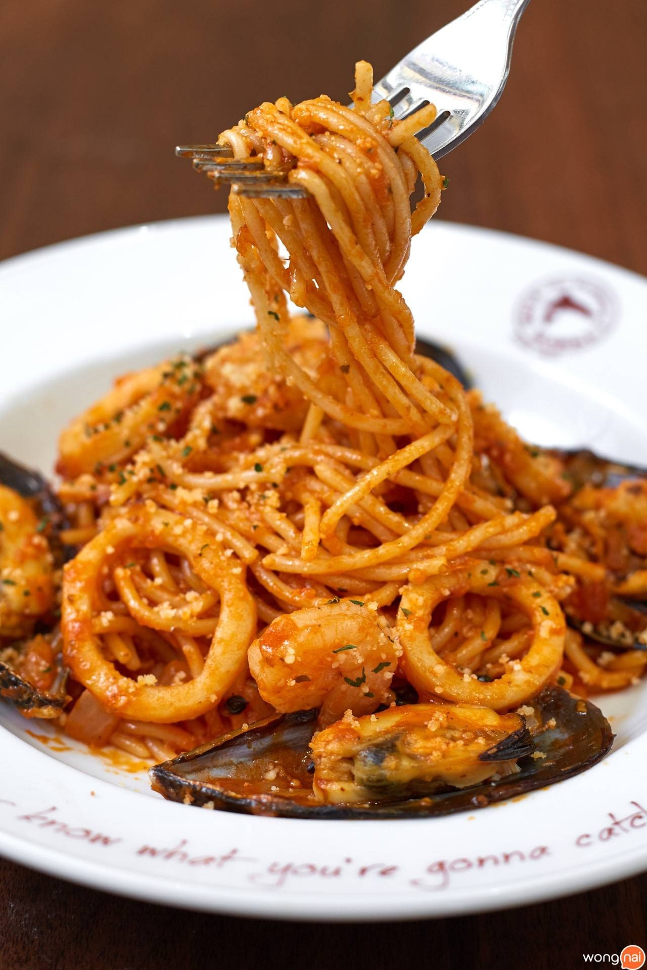 Spaghetti In The Sea ของร้าน The Manhattan Fish Market