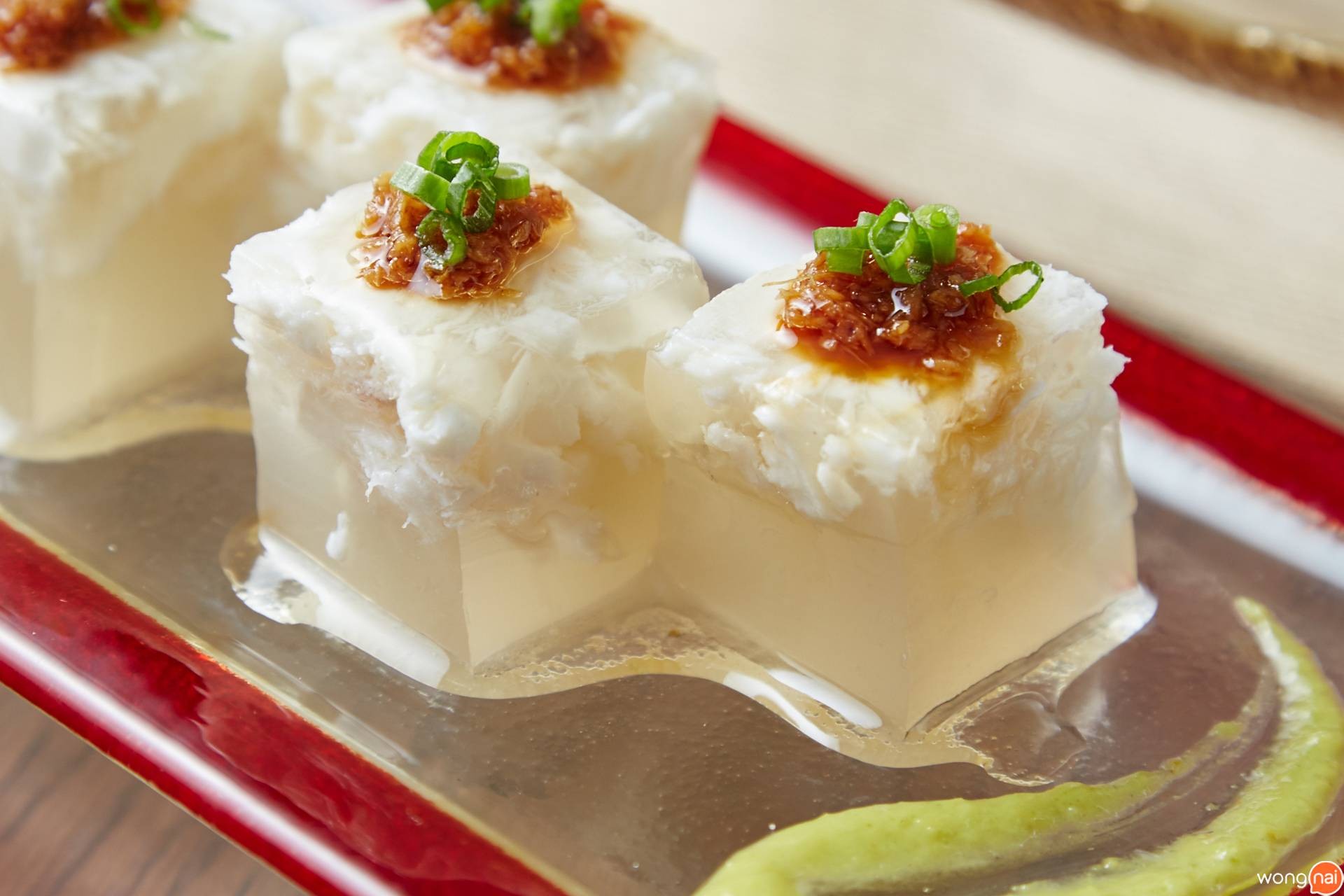เมนู “Japanese-Style Jellied Fish” ของร้าน “Miyu Ginza”