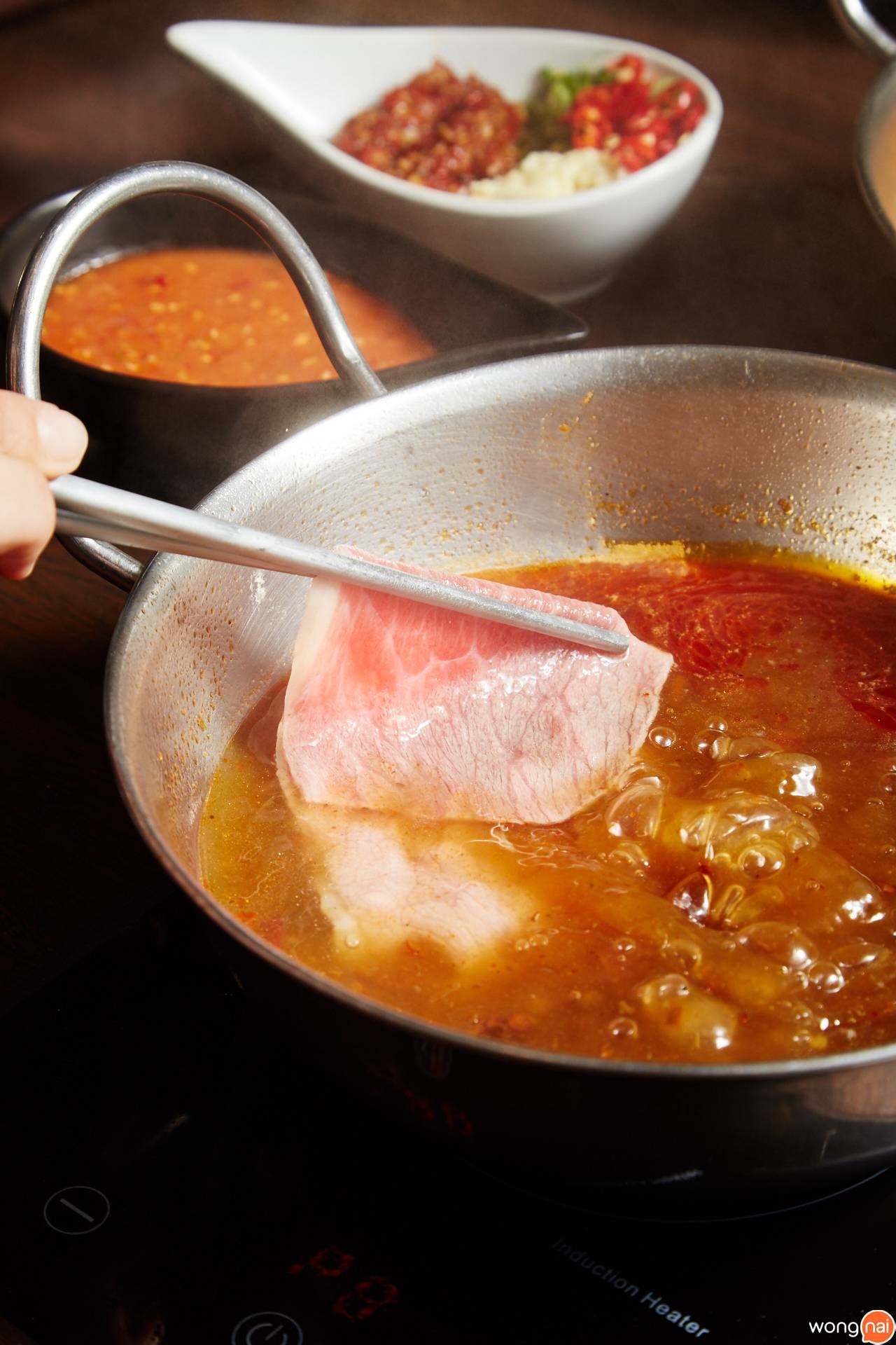 ซุปหม่าล่ารสเผ็ดซ่าเหมาะกับเนื้อวัว เซต Super Set Beef ของร้าน Shuushabu