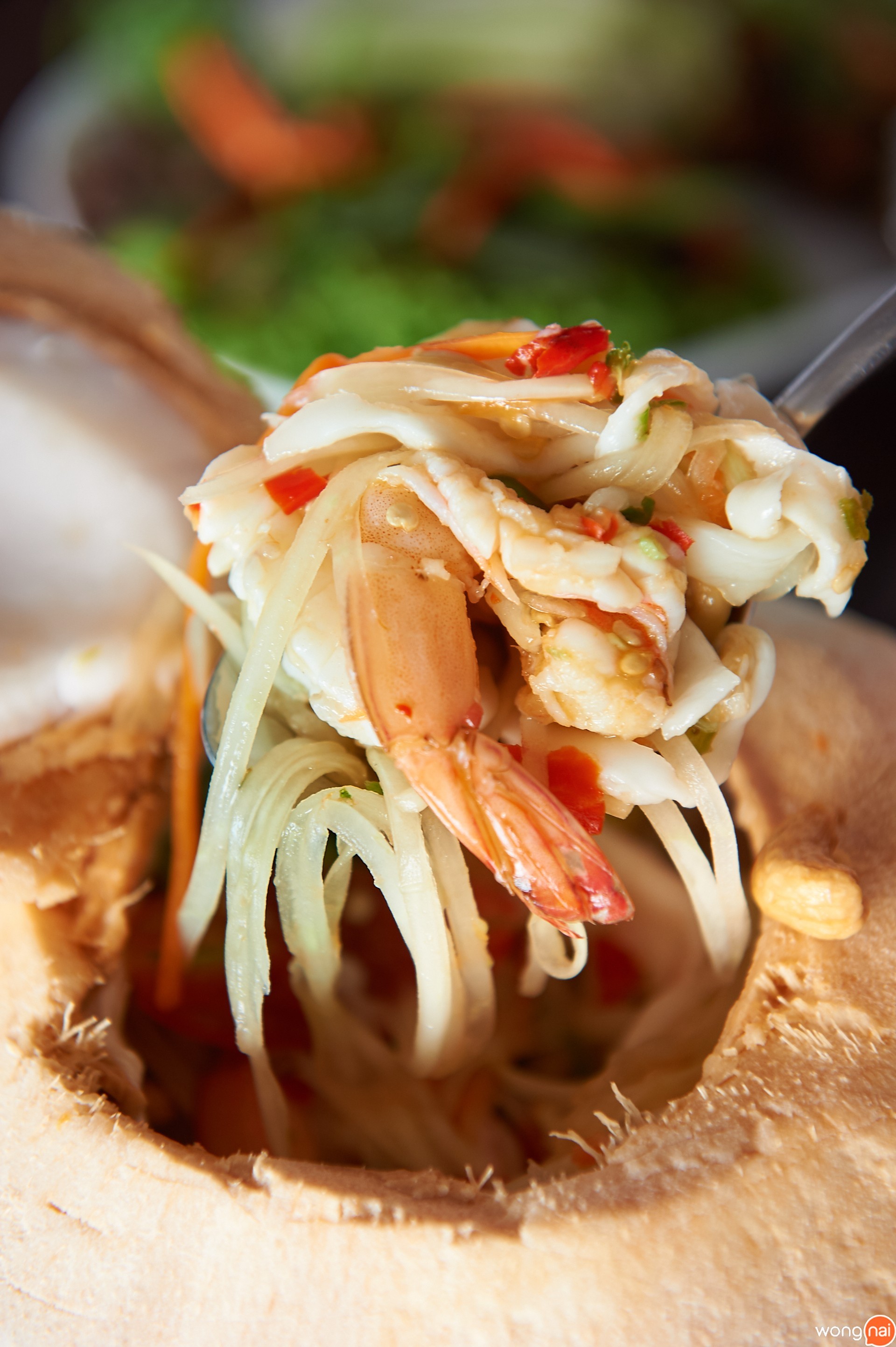 ส้มตำยอดมะพร้าวอ่อน