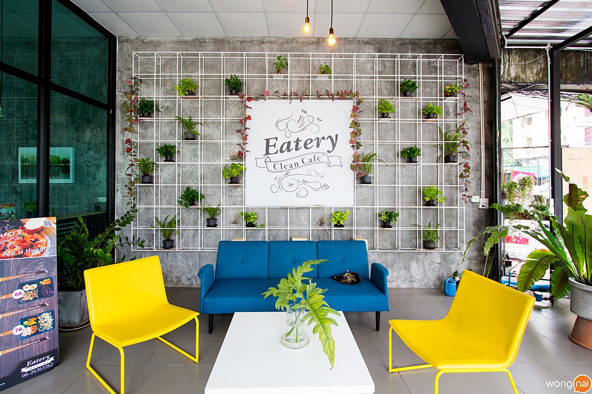 บรรยากาศหน้าร้าน Eatery Clean Cafe หาดใหญ่