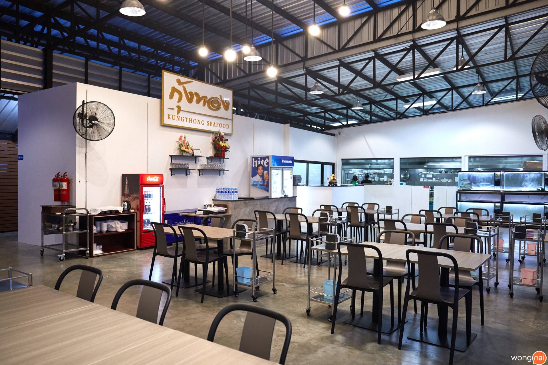 บรรยากาศร้าน กุ้งทอง
