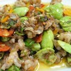 ผัดสะตอกับกุ้ง