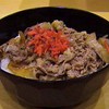 ข้าวหน้าเนื้อกิวด้งรสชาติเข้มข้น