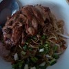 บะหมี่ขาหมู อร่อย