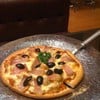 Ham Mushroom And Olive Pizza