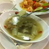 ซุปรากบัว มีเยื่อไผ่ เครื่องยาจีน และหมูค่ะ ซดคล่องคอดี