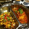 หอยเชลล์ผัดพริกไทยดำ ปลาเปรี้ยวหวาน