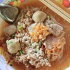 เส้นเล็กต้มยำ