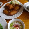 ปลาทูชุบแป้งทอด มากับอาจาด เข้ากันเป็นอย่างดี
