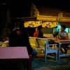 ที่นั่งบริเวณหน้าร้าน
