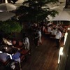 สถานที่โอ่อ่า กว้างขวาง