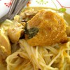 ขนมจีนแกงไก่ ใส่ฟักทอง