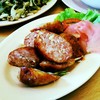 ไส้กรอกอีสาน อร่อยเด็ดต้องร้านพรแหนมเนือง