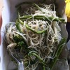 เส้นหมี่กระเฉดเจ๊จุ๊