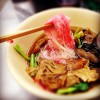 ก๋วยเตี๋ยวเย็นตาโฟ แม้กระทั่งเป็นเจ ก็อร่อยไม่เบา ชามละ 45 บาท