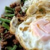 ผัดกระเพรา (แบบไม่หวาน คนเหนือชอบหวาน)