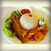 ข้าวผัดนํ่้าพริกปลาทู