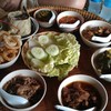 ชุดอาหารขันโตกราคา400บาทต่อเซต