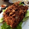 ปลาทอดกระเทียม