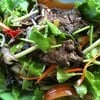 ยำเนื้อย่างกระเทียมโทน