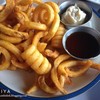 Curly fries 300 B กรอบนอกนุ่มใน เค็มกำลังดี