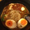 ก๋วยเตี๋ยวเรือเส้นเล็ก หมู ไข่มะตูม