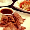 หมูทอดมากับเซ็ตส้มตำ มันจืดมากกกๆๆ เฮ้ออ...